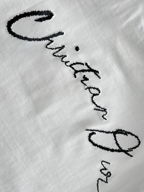 ブランドTシャツ角部分ディテール